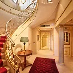 Colosseum Penthouse - Beyond By Treasurerome