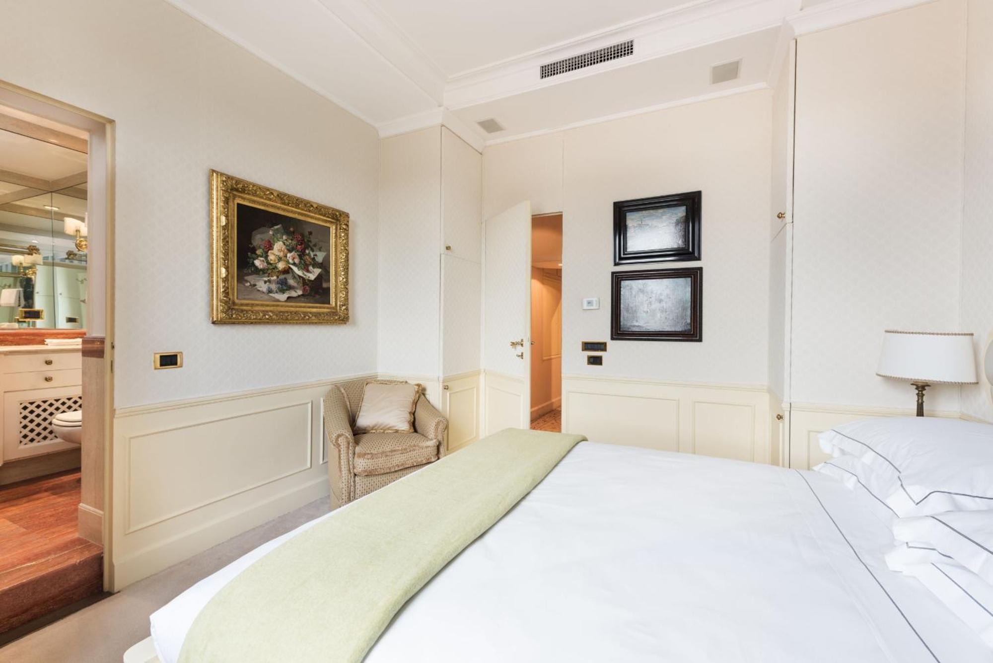 Colosseum Penthouse - Beyond By Treasurerome Apartment *